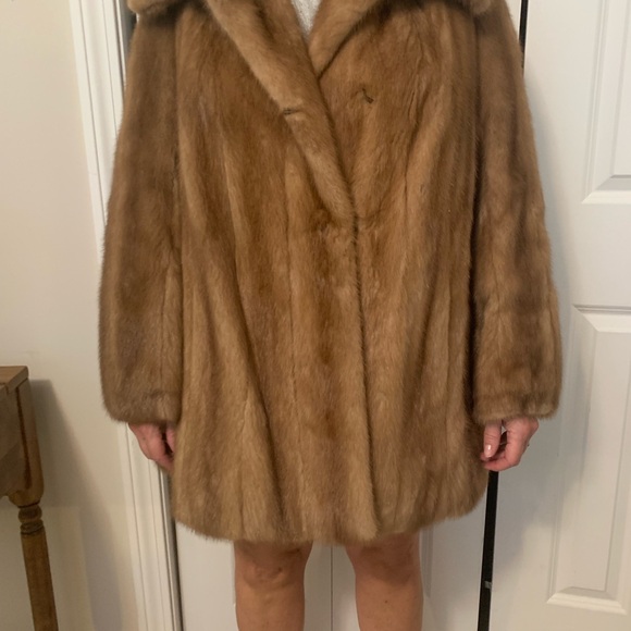 Vintage Mink coat - Picture 4 of 6